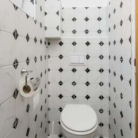 300b Baška Voda
